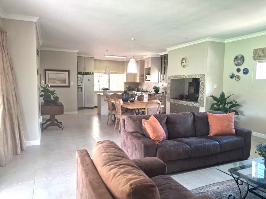 3 Bedroom Property for Sale in Dolphin Creek Golf Estate Western Cape